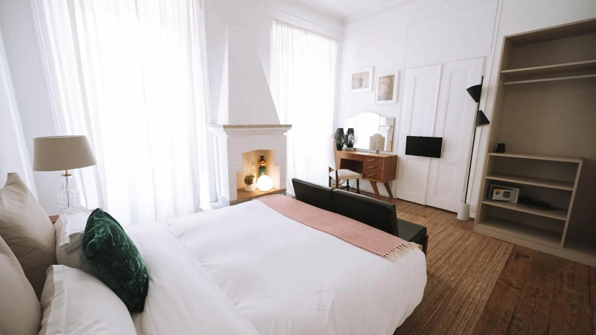 House Sao Bento Hotel Lisbon 2*,
