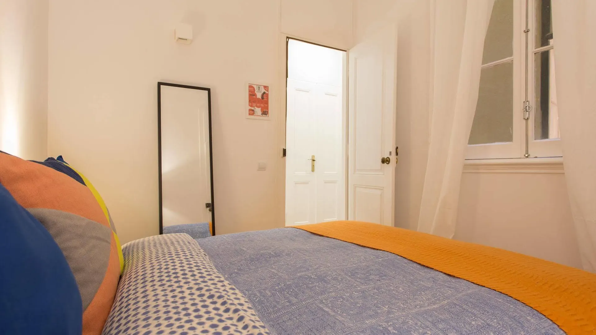 Hotel House Sao Bento Lisboa 2*,  Portugal